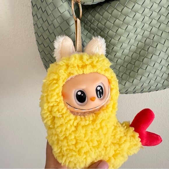 Fried Shrimp Outfit for Labubu OS - Picture 4 of 5